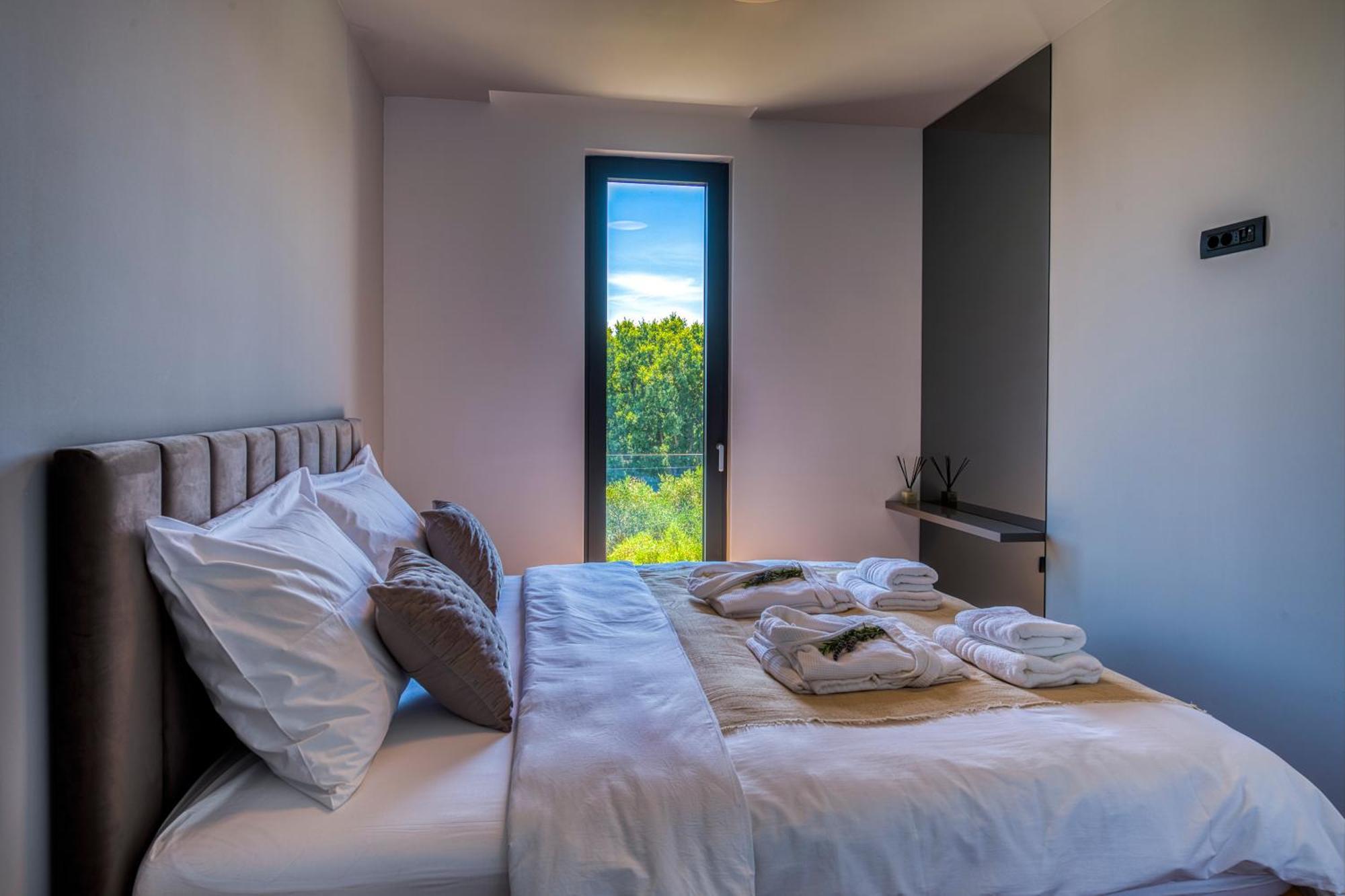 Apartamento Crystal Ii
